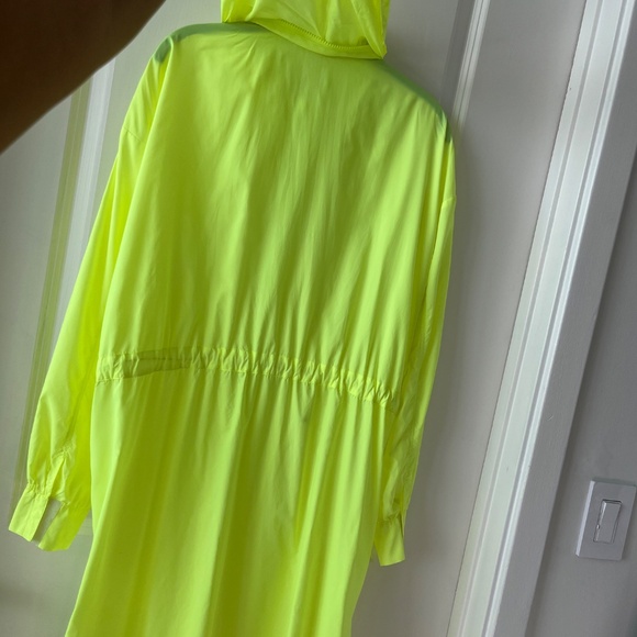 Salty Neon Yellow Longline Zip-Up Windbreaker Jacket – Size S/M - Picture 14 of 14